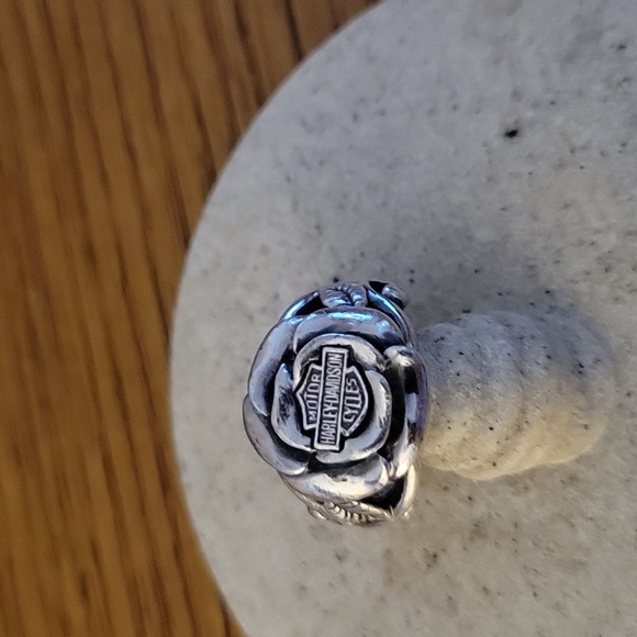 HarleyDavidson Jewelry Harley Davidson Floral Leaf Design 925